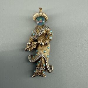 Vintage Nettie Rosenstein Asian Geisha Musician Figural Art Glass Brooch Signed